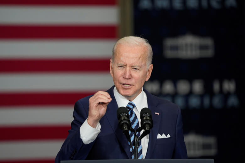 Nueva regla de carga pública de Biden reduce número de inmigrantes afectados