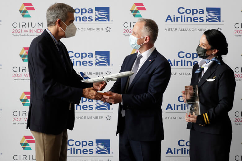 Copa Airlines recibe premio como la aerolínea más puntual de Latinoamérica