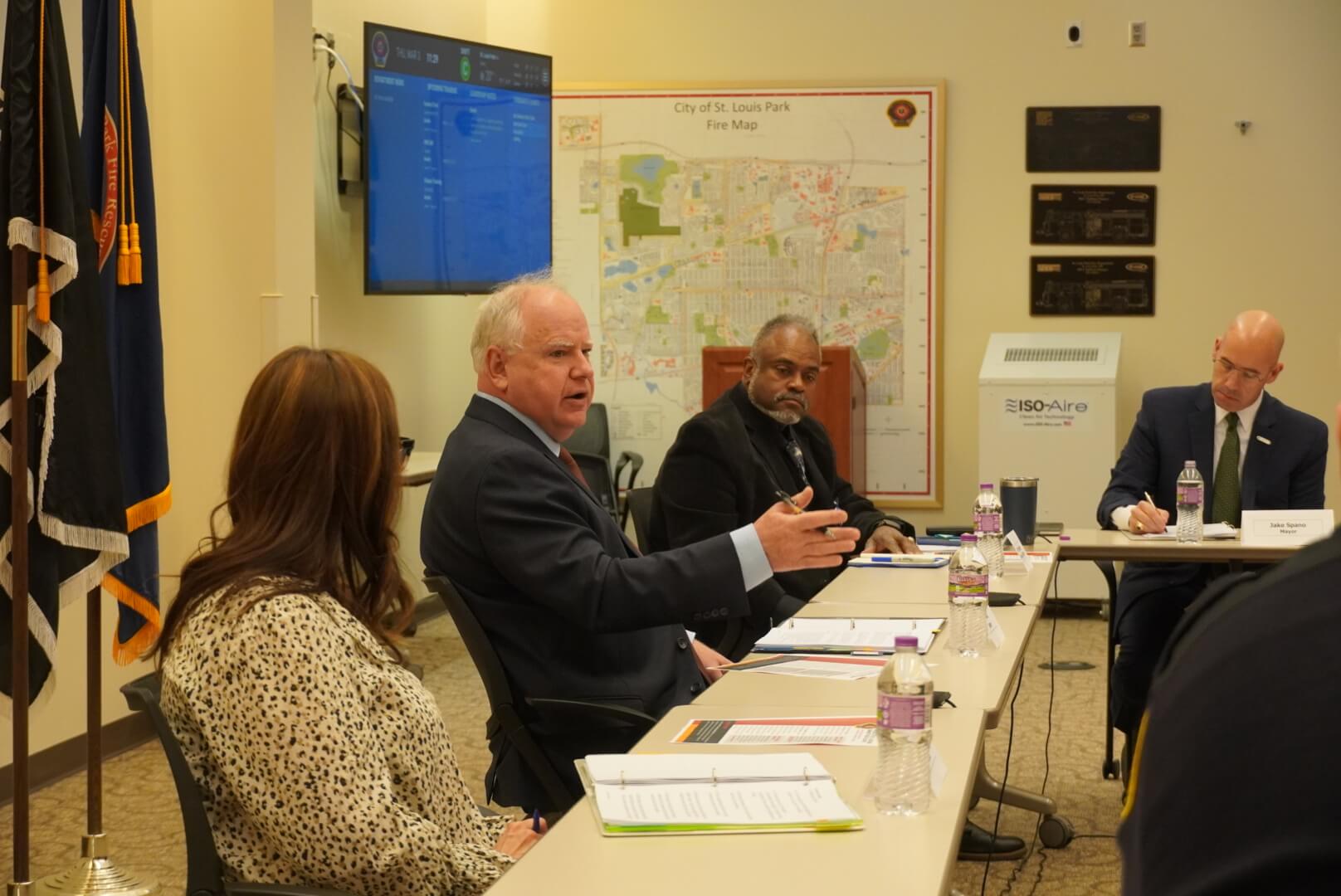 St. Louis Park recibiría casi $900,000 por año, para seguridad pública bajo el presupuesto de Walz-Flanagan