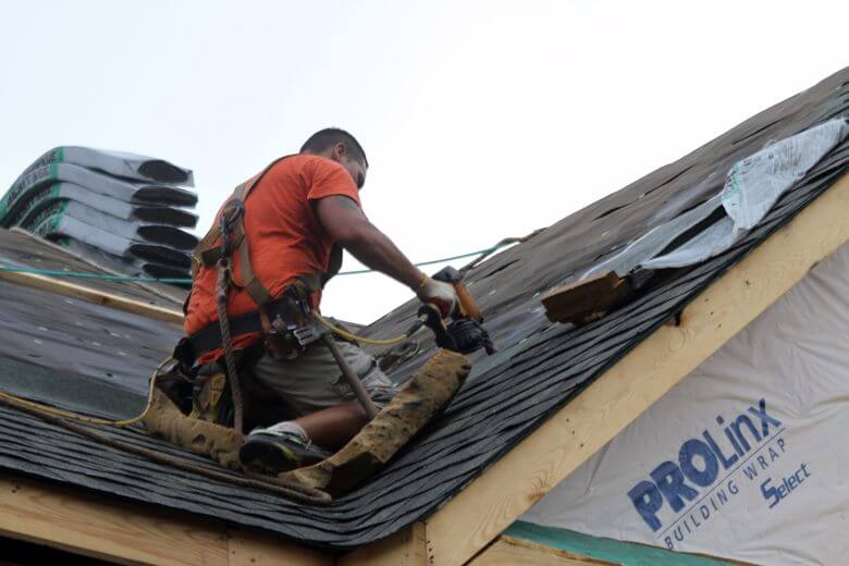 Urgen reforma a visas para trabajadores no agrícolas para evitar esclavitud