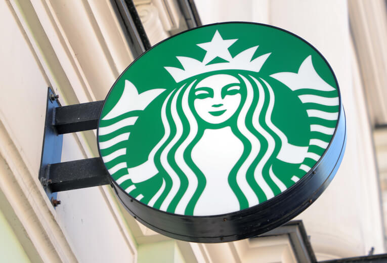  Starbucks niega subida de sueldo a los trabajadores que se unan al sindicato