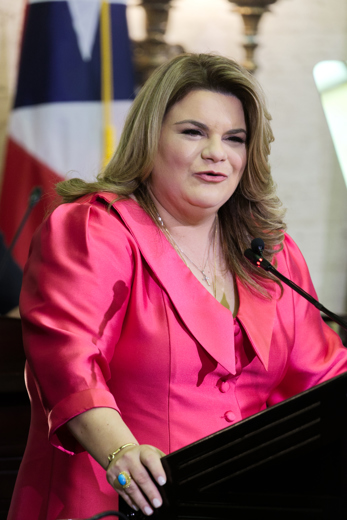 Gobernadora de Puerto Rico expresa sus "sinceras" condolencias por tiroteo de Minneapolis