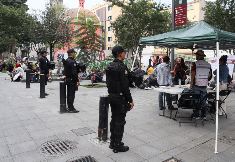 Ciudad de México estrena 'paraísos' para fumar marihuana, en medio de 'lagunas' legales